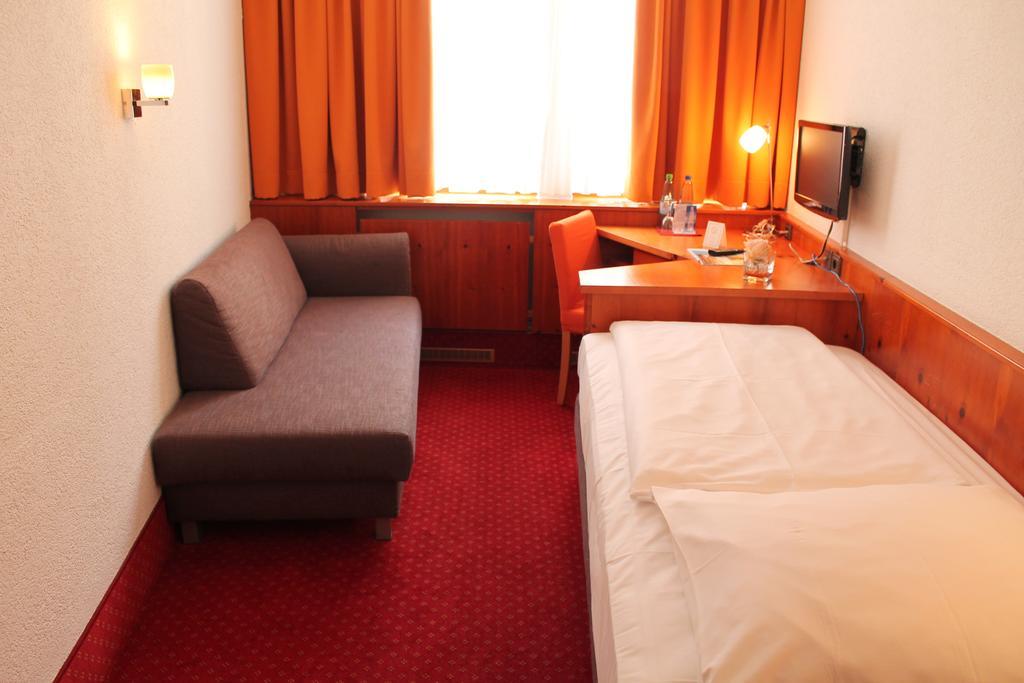 Steichele Hotel&weinrestaurant Hotel 3*